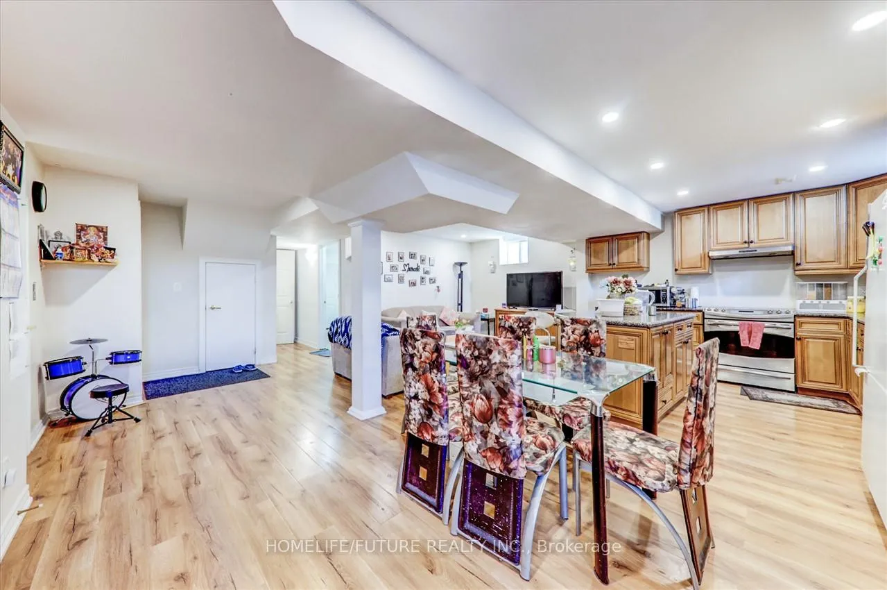 Photo 9 of Unit Bsmt, 58 Executive Court, Brampton, Sandringham-Wellington — HOMEH