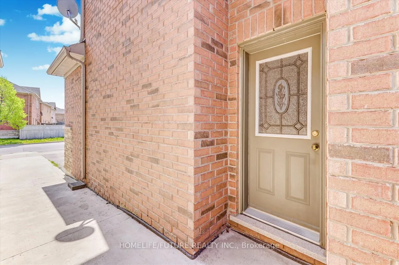 Photo 14 of Unit Bsmt, 58 Executive Court, Brampton, Sandringham-Wellington — HOMEH