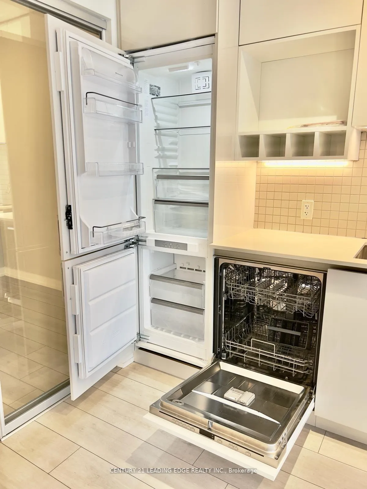 Photo 6 of Unit 2205, 950 Portage Parkway, Vaughan, Vaughan Corporate Centre — HOMEH