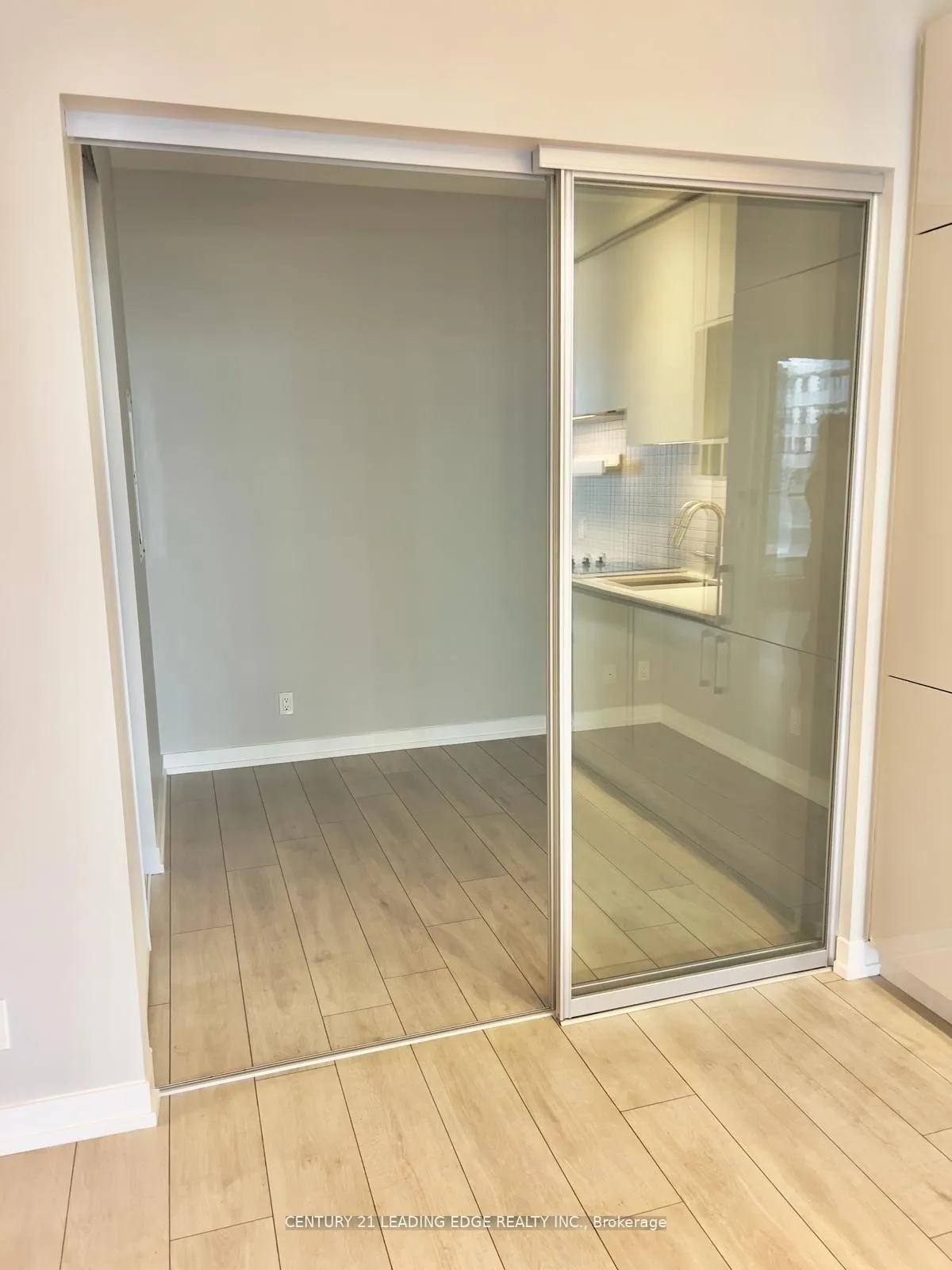 Photo 12 of Unit 2205, 950 Portage Parkway, Vaughan, Vaughan Corporate Centre — HOMEH
