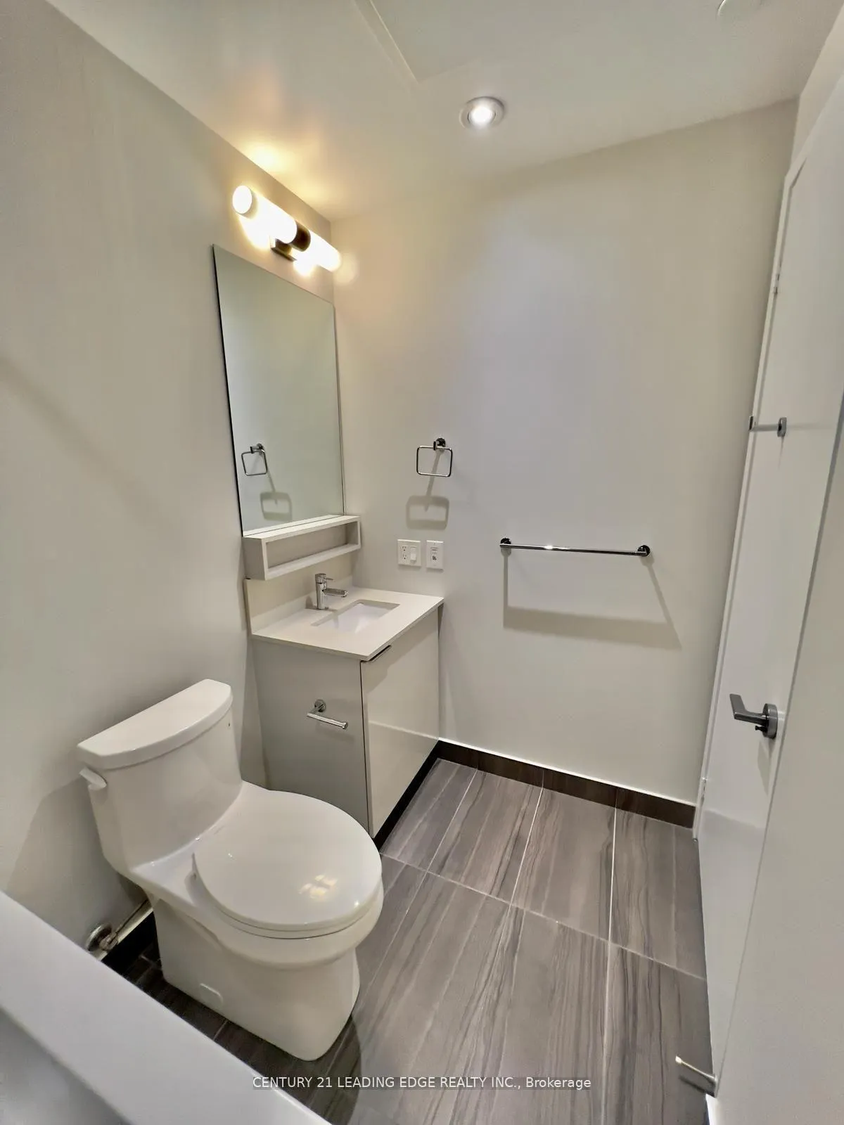Photo 14 of Unit 2205, 950 Portage Parkway, Vaughan, Vaughan Corporate Centre — HOMEH