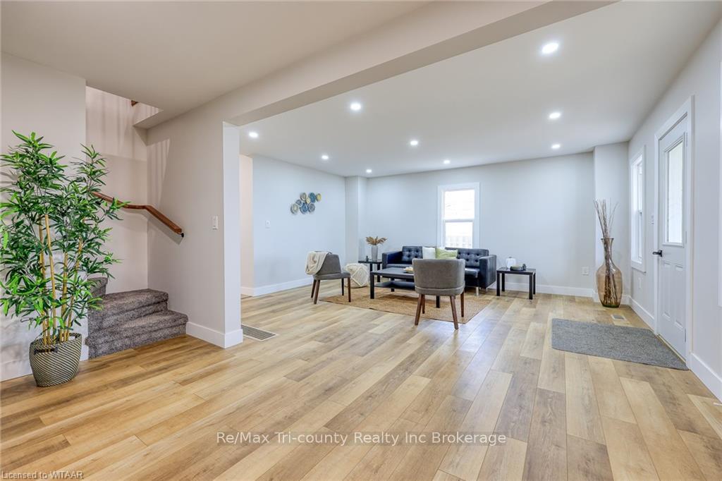 Photo 12 of 4537 Westchester Bourne, Thames Centre, Rural Thames Centre — HOMEH