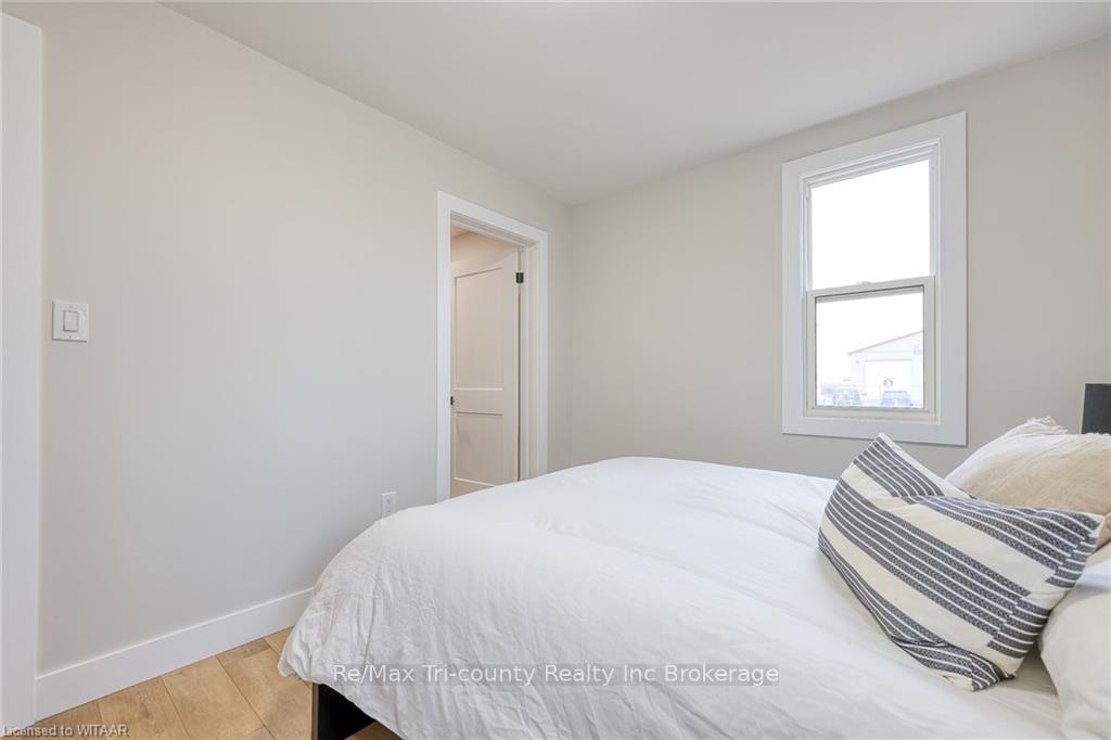 Photo 16 of 4537 Westchester Bourne, Thames Centre, Rural Thames Centre — HOMEH