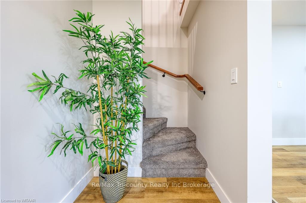 Photo 20 of 4537 Westchester Bourne, Thames Centre, Rural Thames Centre — HOMEH