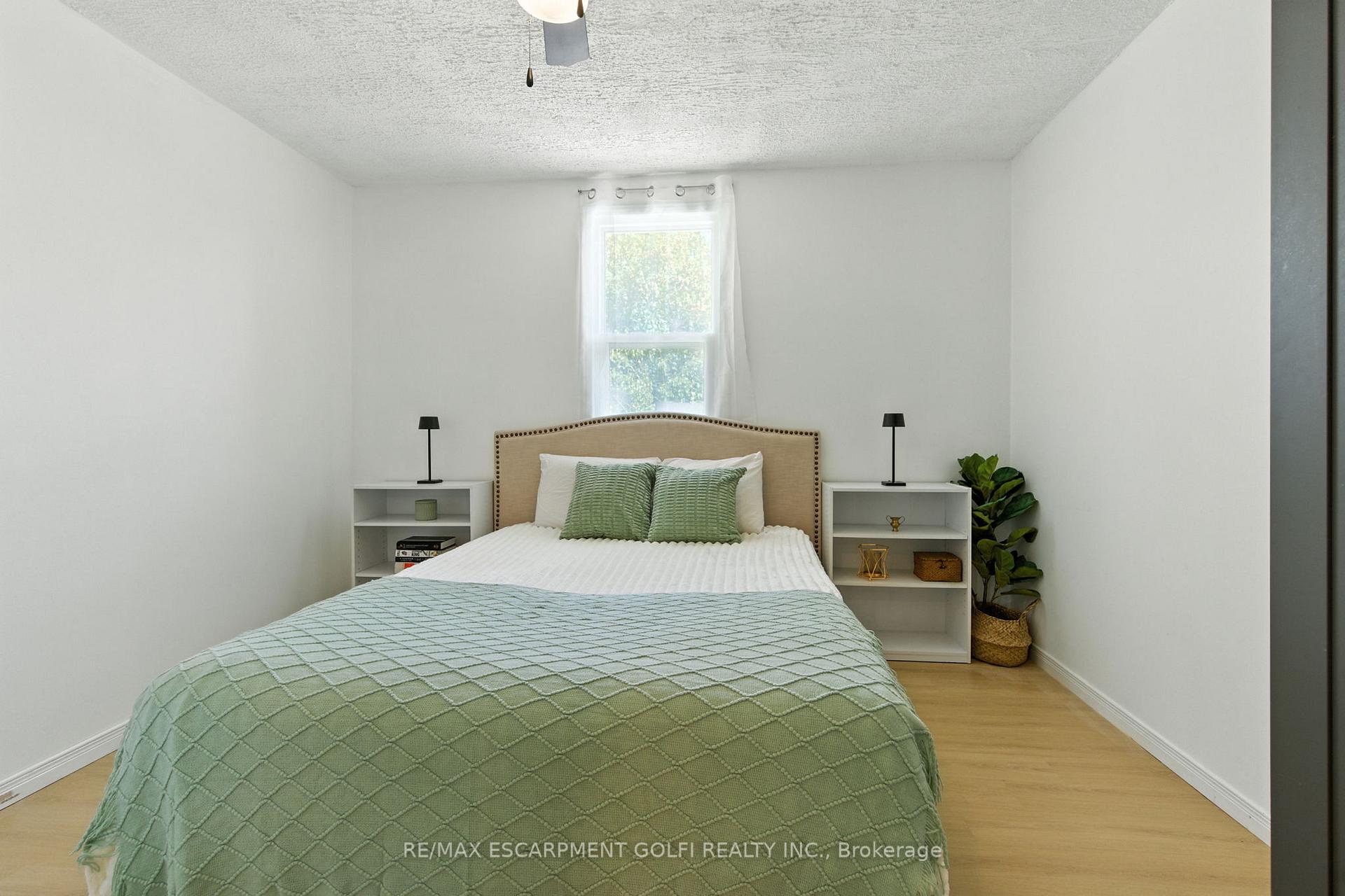 Photo 13 of 2340 Clifton Street, Thorold, Allanburg/Thorold South — HOMEH