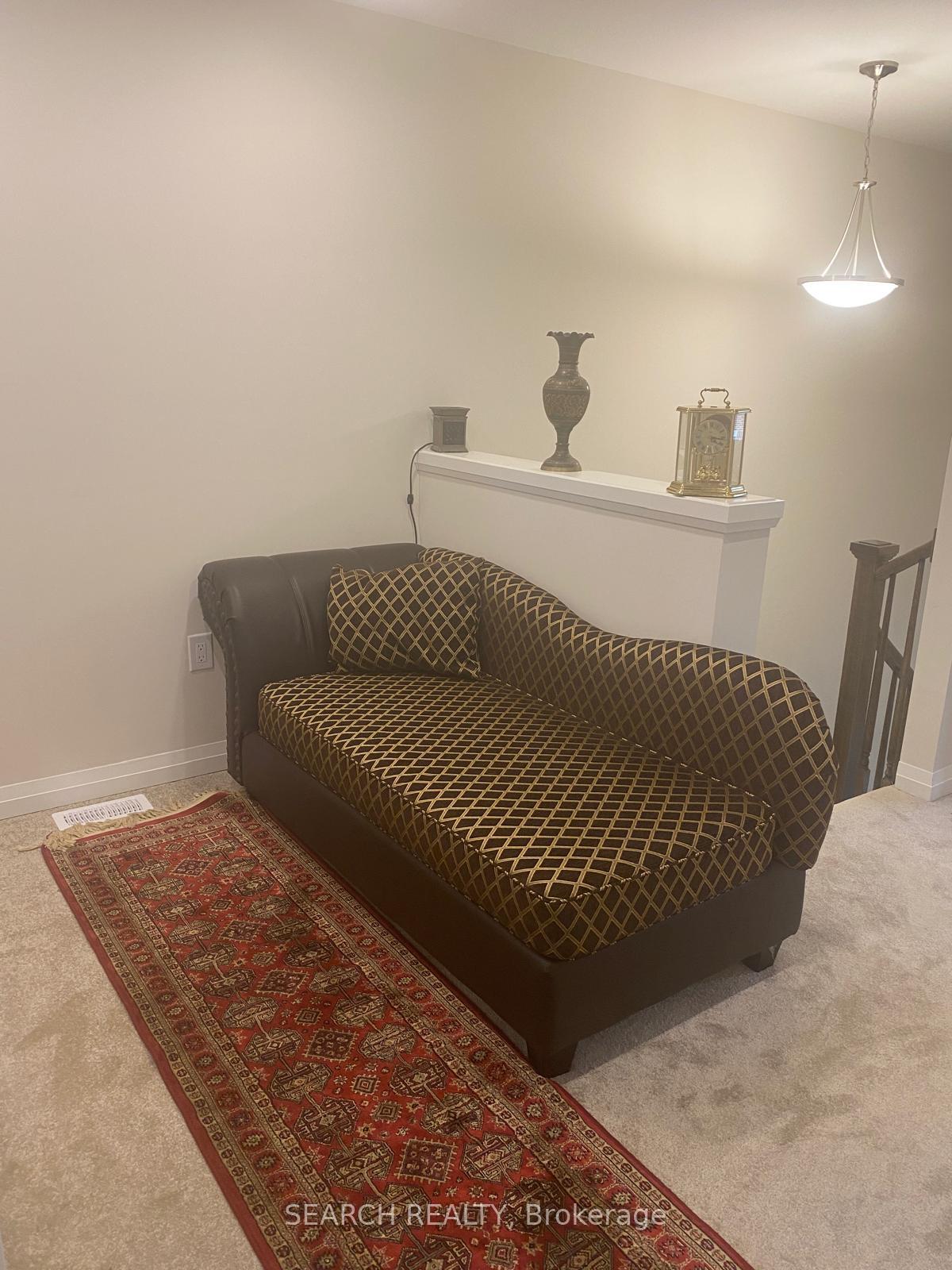 Photo 4 of 16 Bur Oak Drive, Thorold, Confederation Heights — HOMEH