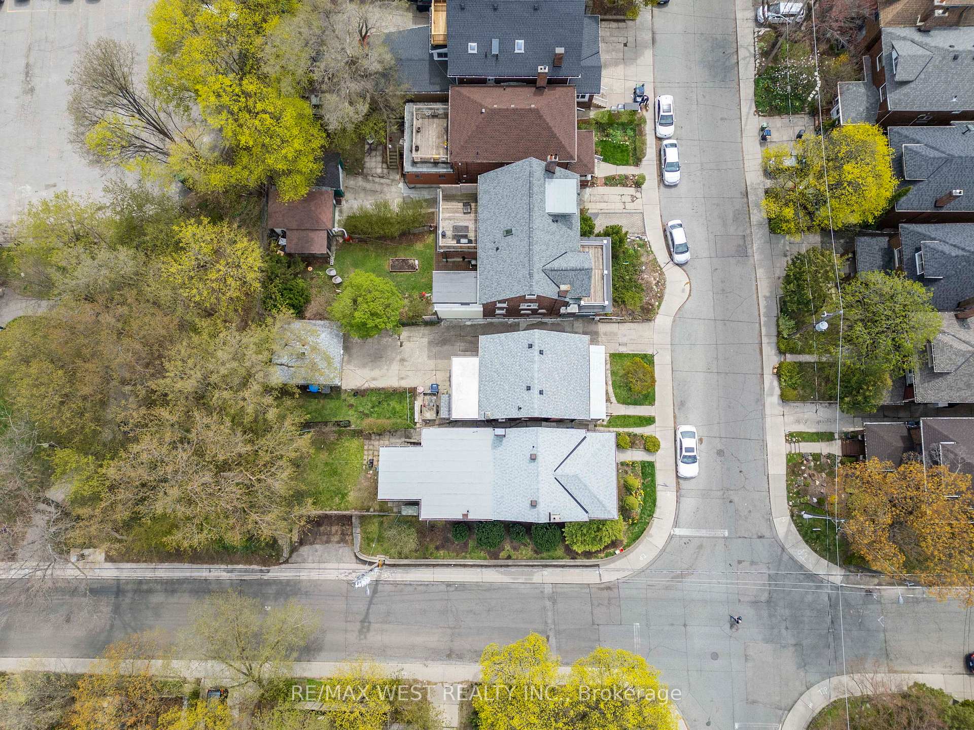 Photo 4 of 53 Robina Avenue, Toronto, Oakwood Village — HOMEH