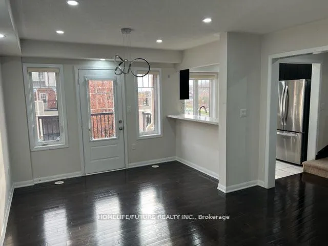 Photo 7 of 21 Arnprior Road, Brampton, Northwest Brampton — HOMEH