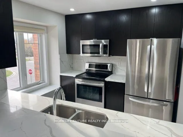 Photo 8 of 21 Arnprior Road, Brampton, Northwest Brampton — HOMEH