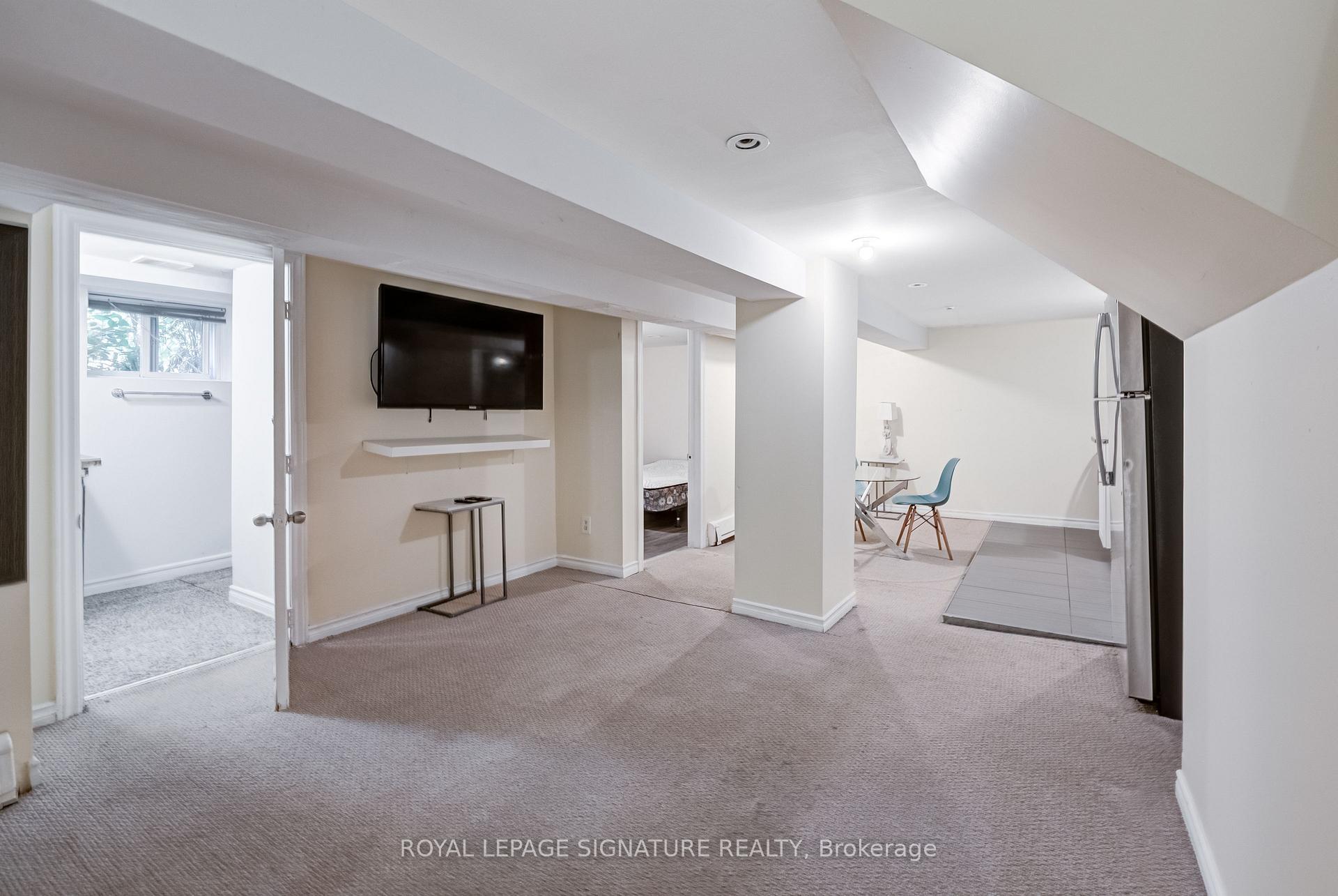 Photo 5 of 21 Robina Avenue, Toronto, Oakwood Village — HOMEH