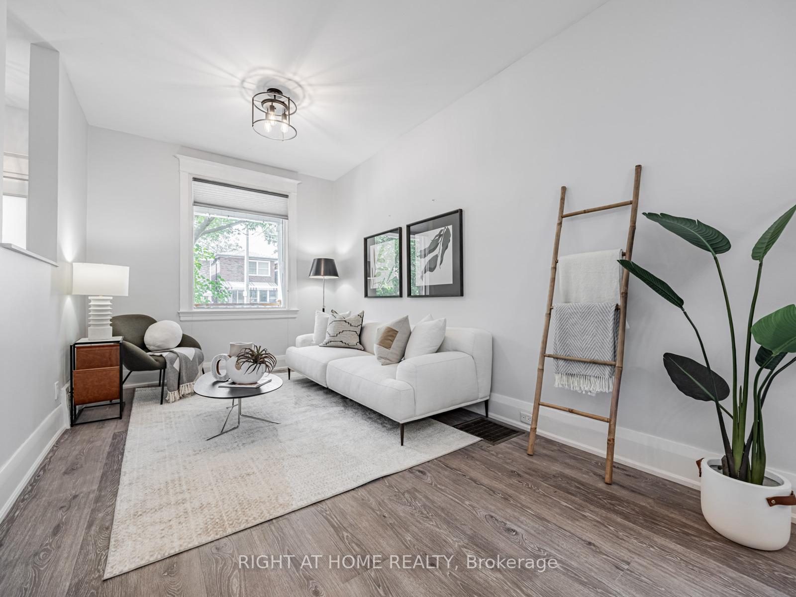 Photo 5 of 33 Wiley Avenue, Toronto, Danforth Village-East York — HOMEH