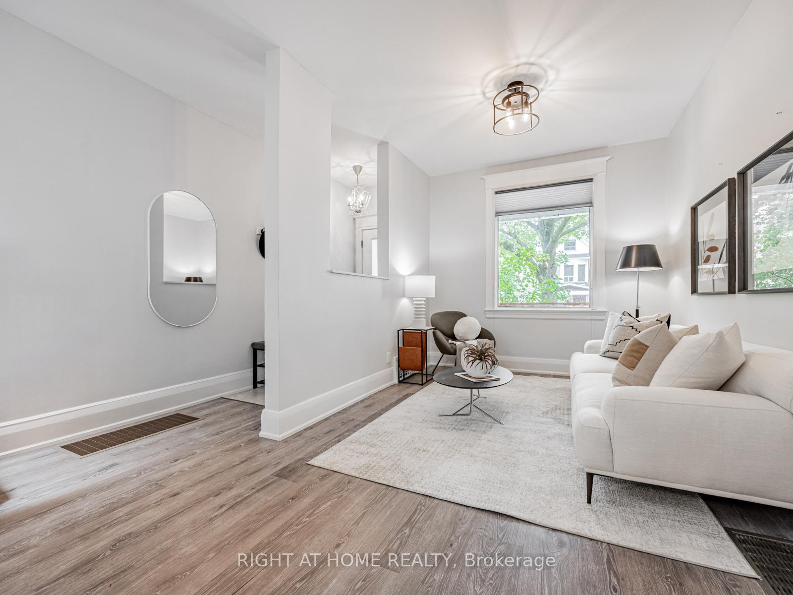 Photo 6 of 33 Wiley Avenue, Toronto, Danforth Village-East York — HOMEH