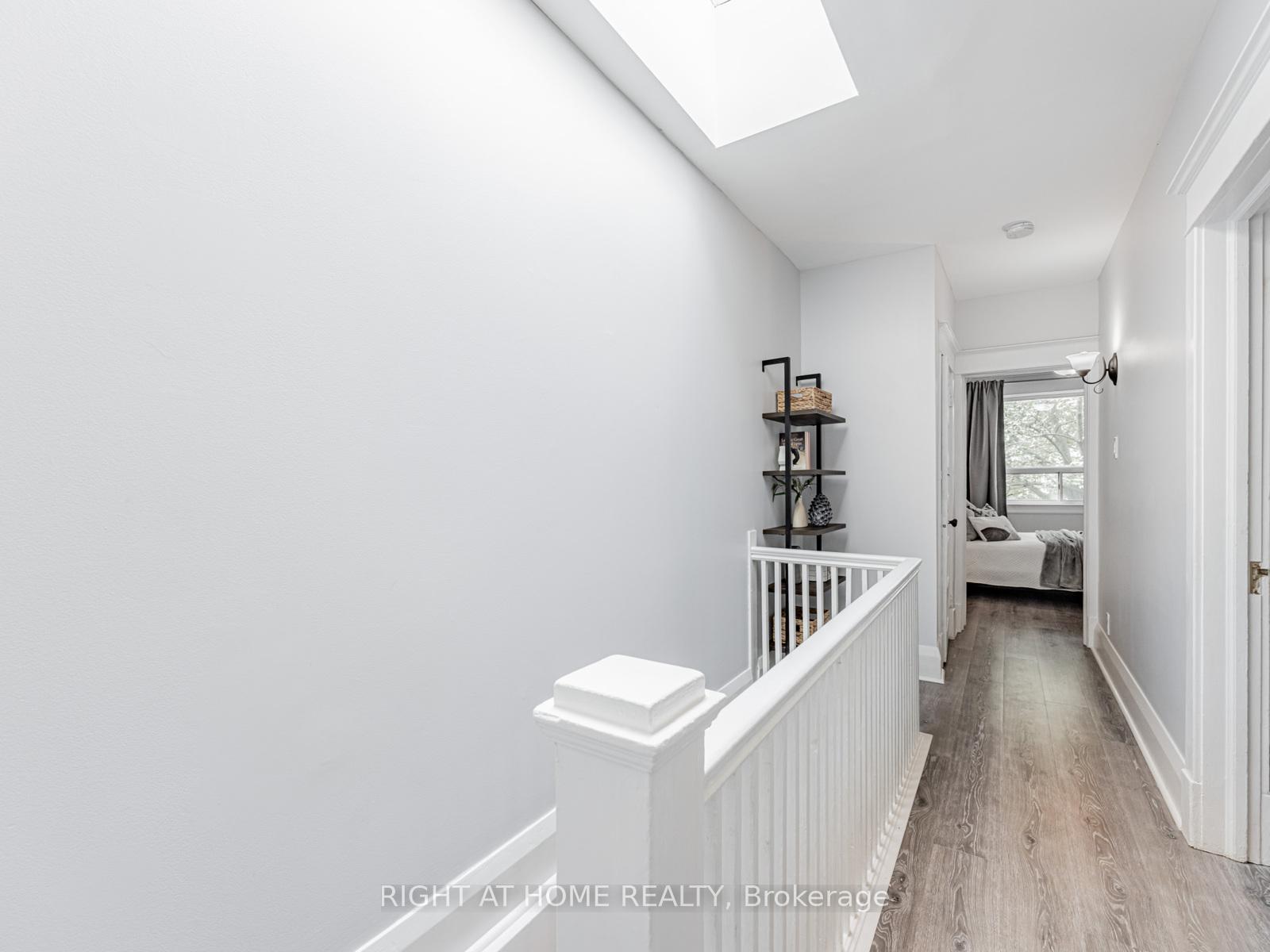 Photo 17 of 33 Wiley Avenue, Toronto, Danforth Village-East York — HOMEH