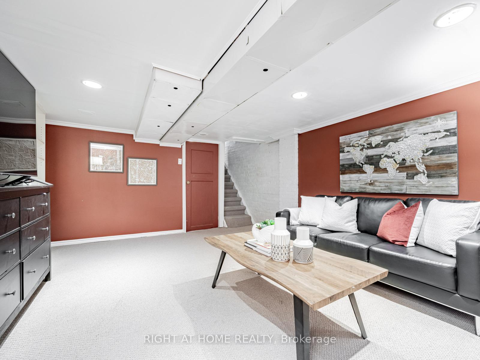 Photo 24 of 33 Wiley Avenue, Toronto, Danforth Village-East York — HOMEH