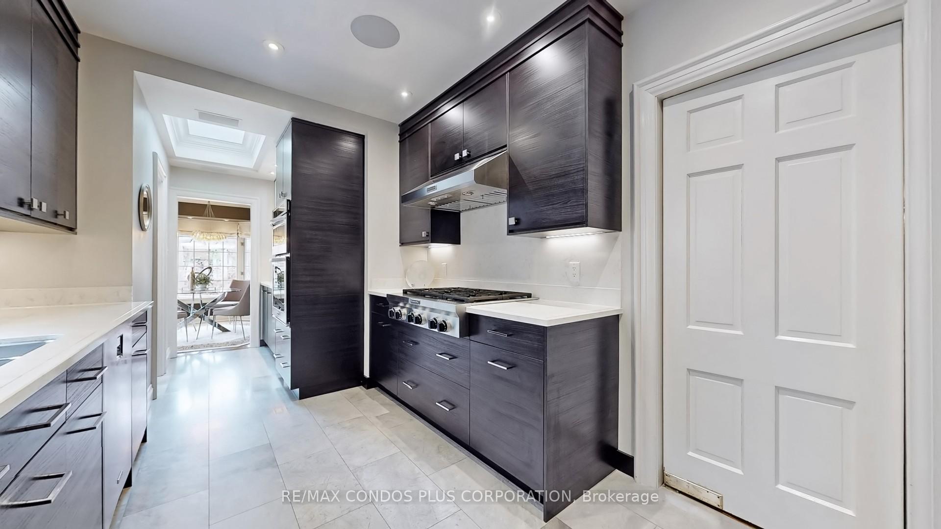 Photo 12 of 28 Elmsthorpe Avenue, Toronto, Forest Hill South — HOMEH