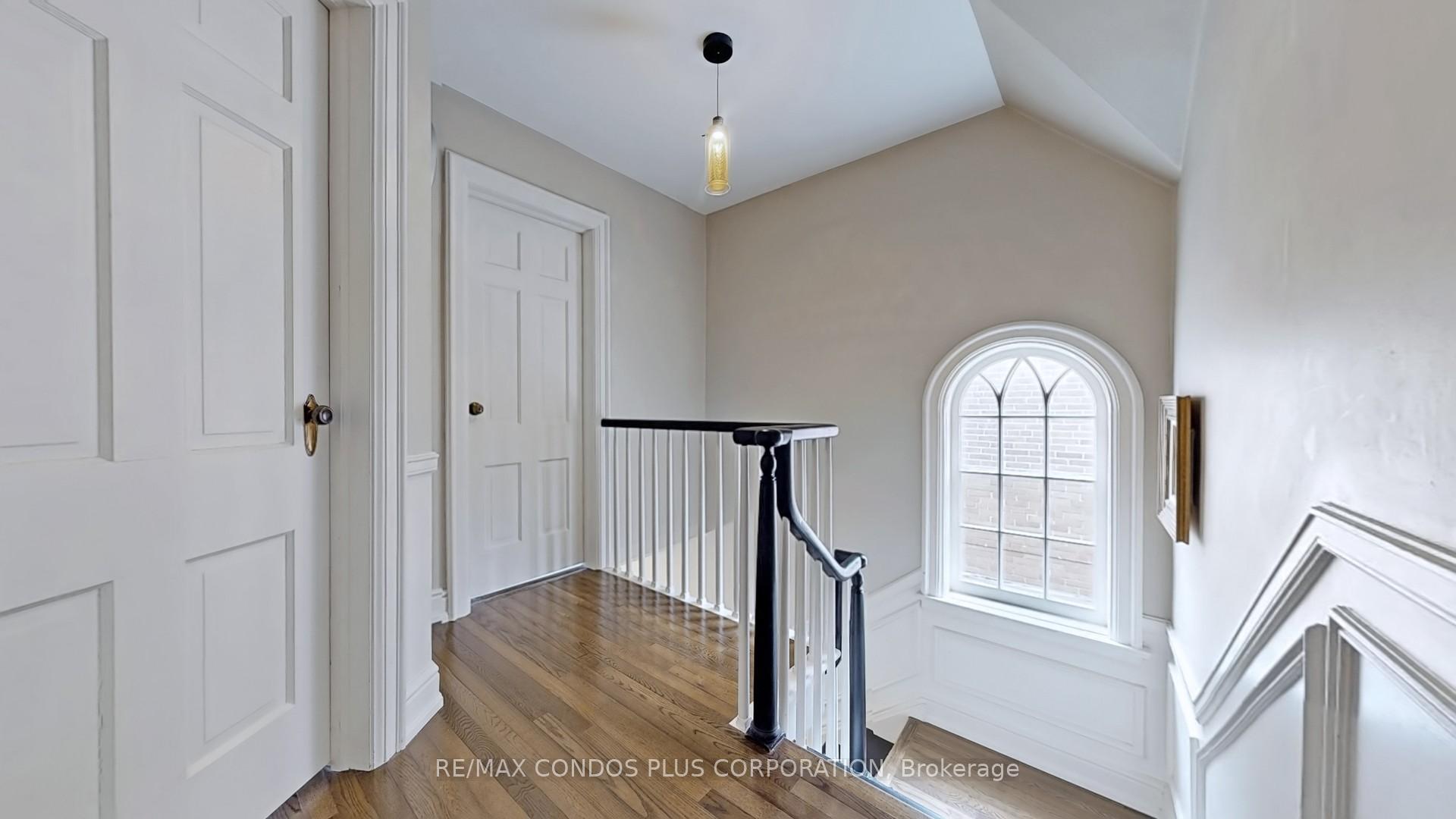 Photo 19 of 28 Elmsthorpe Avenue, Toronto, Forest Hill South — HOMEH