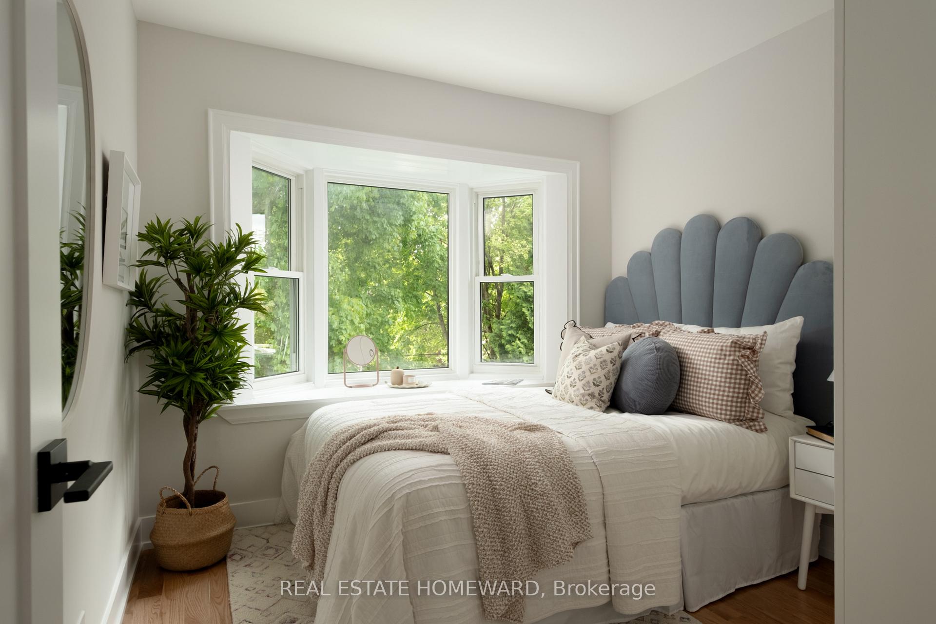 Photo 26 of 111 Sparkhall Avenue, Toronto, North Riverdale — HOMEH