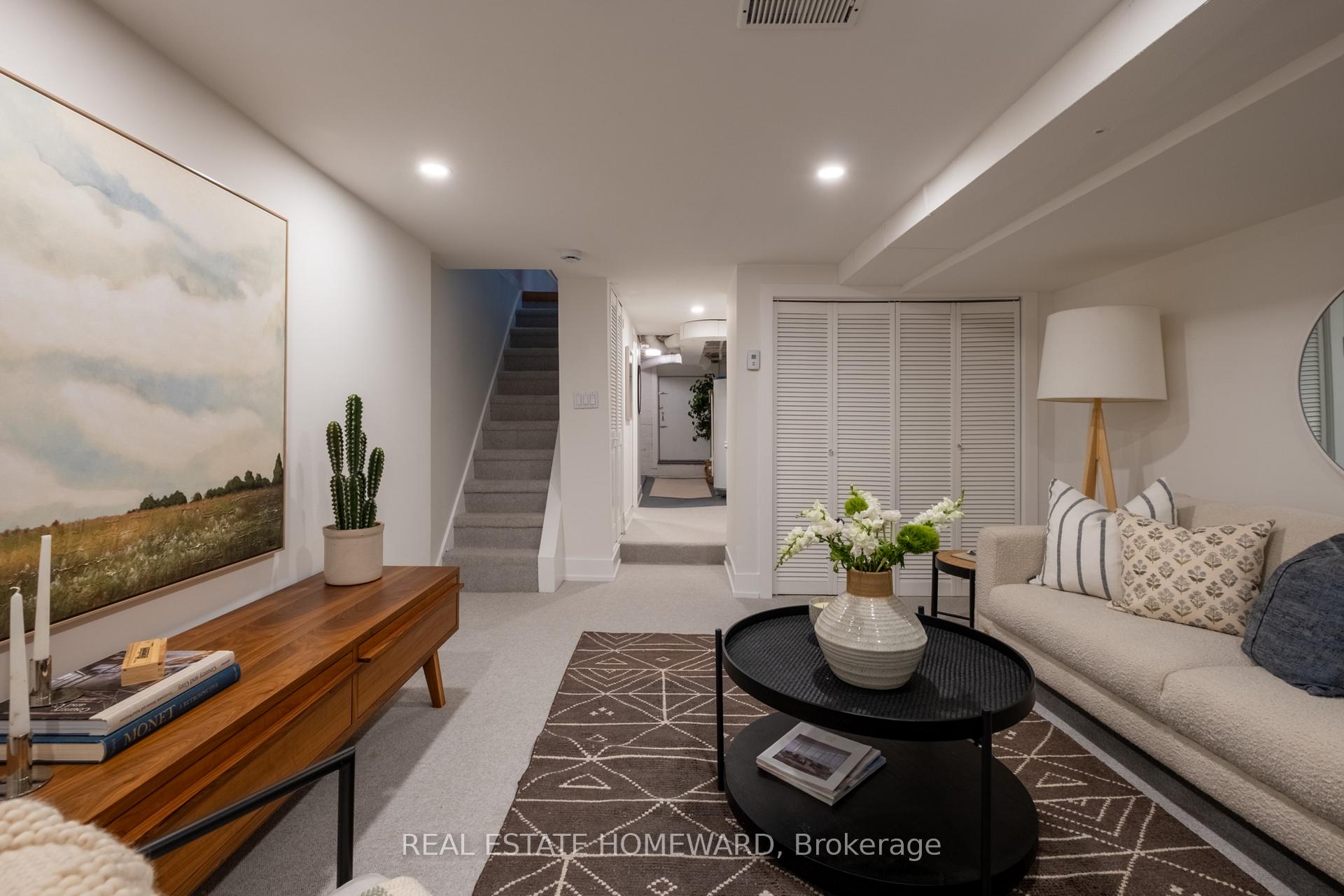 Photo 31 of 111 Sparkhall Avenue, Toronto, North Riverdale — HOMEH