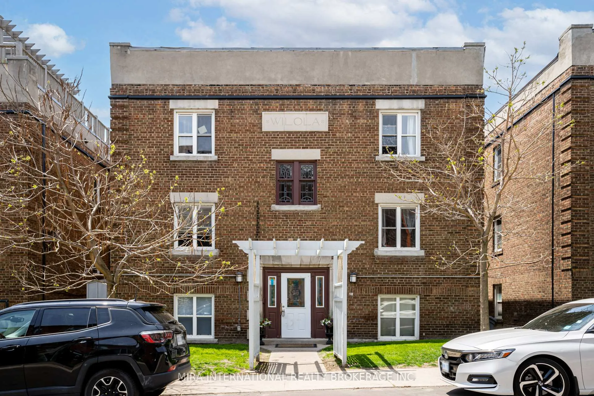 Front of Unit A4, 98 Leuty Avenue