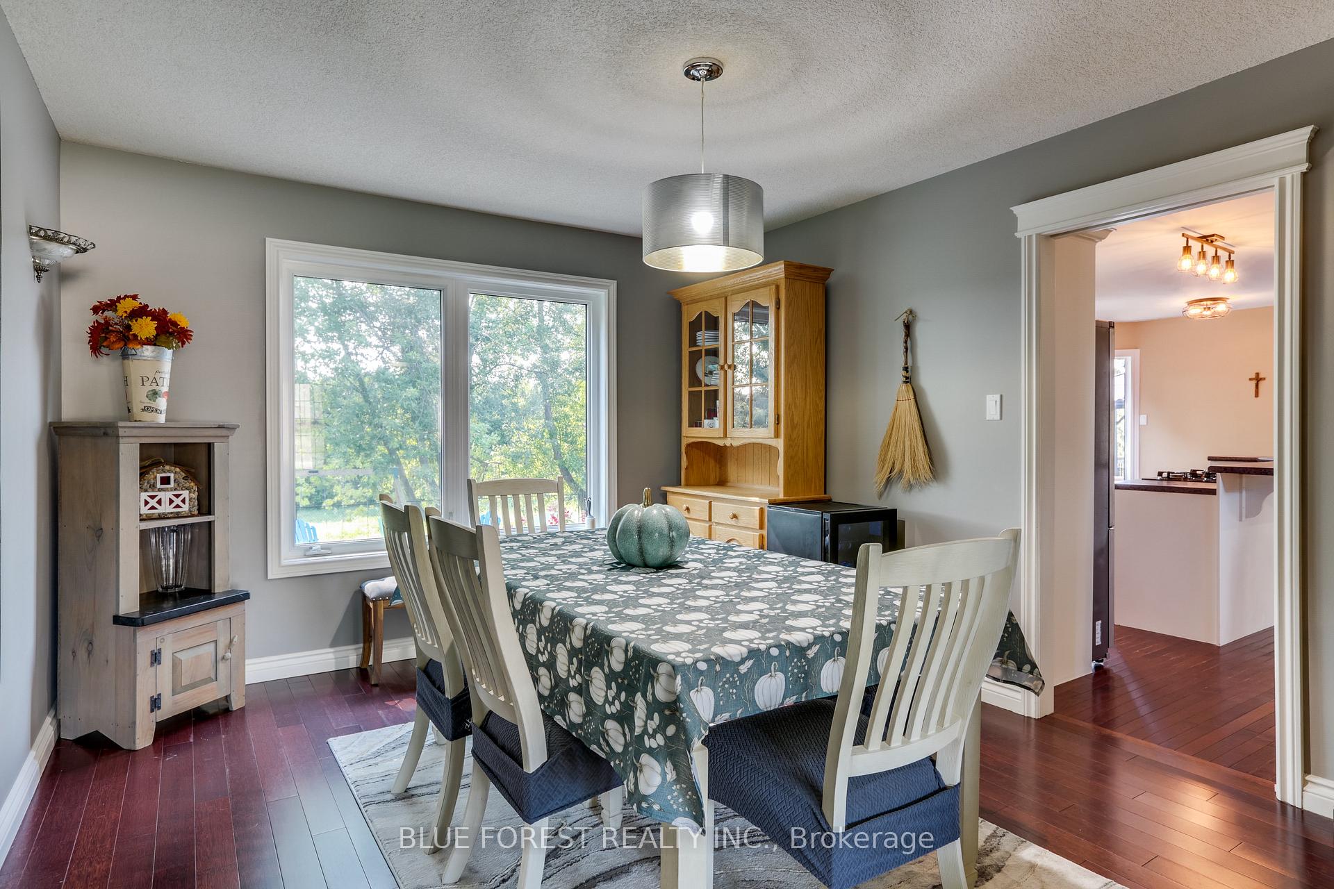 Photo 12 of 1 Meadowbrook Lane, Thames Centre, Thorndale — HOMEH