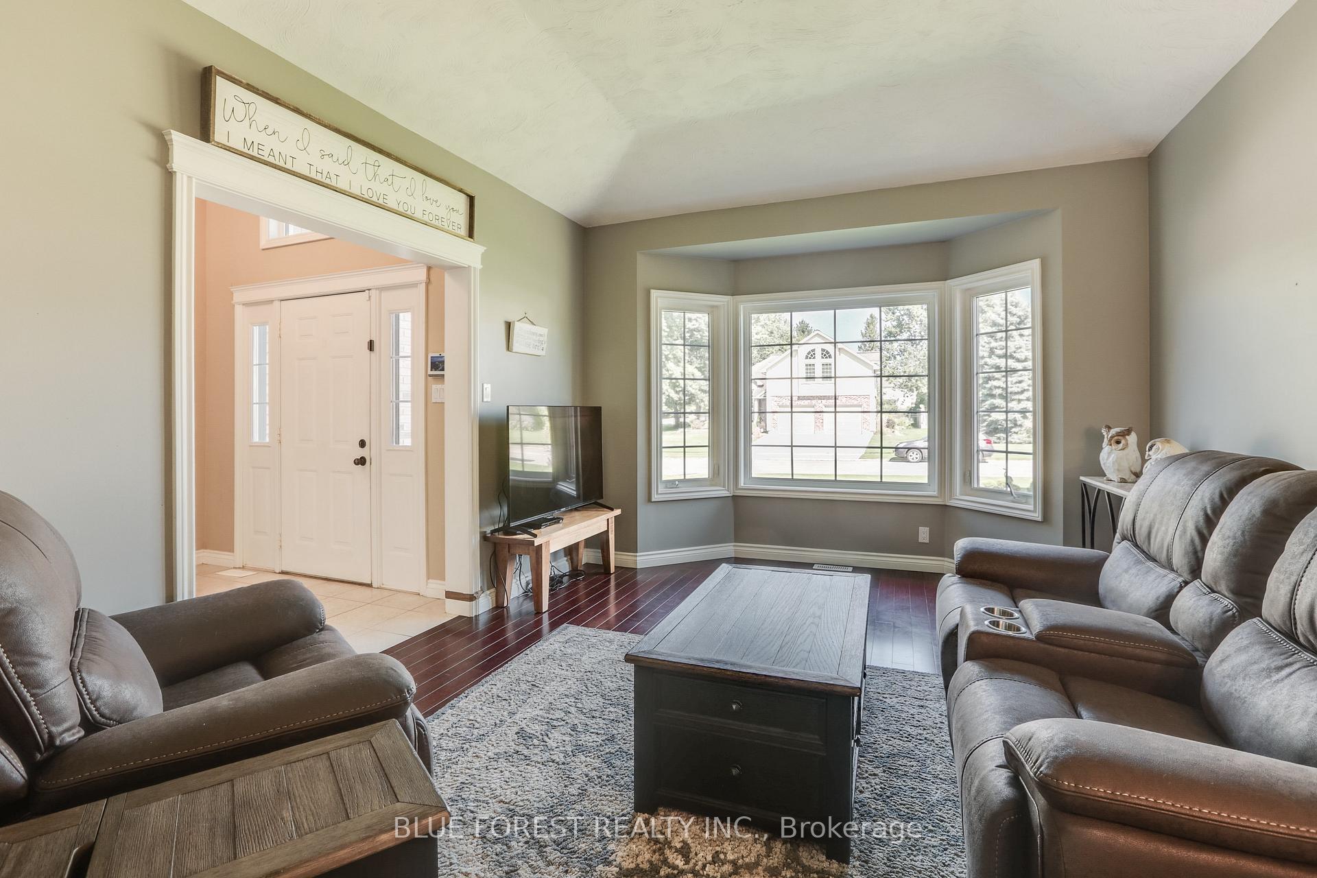 Photo 14 of 1 Meadowbrook Lane, Thames Centre, Thorndale — HOMEH