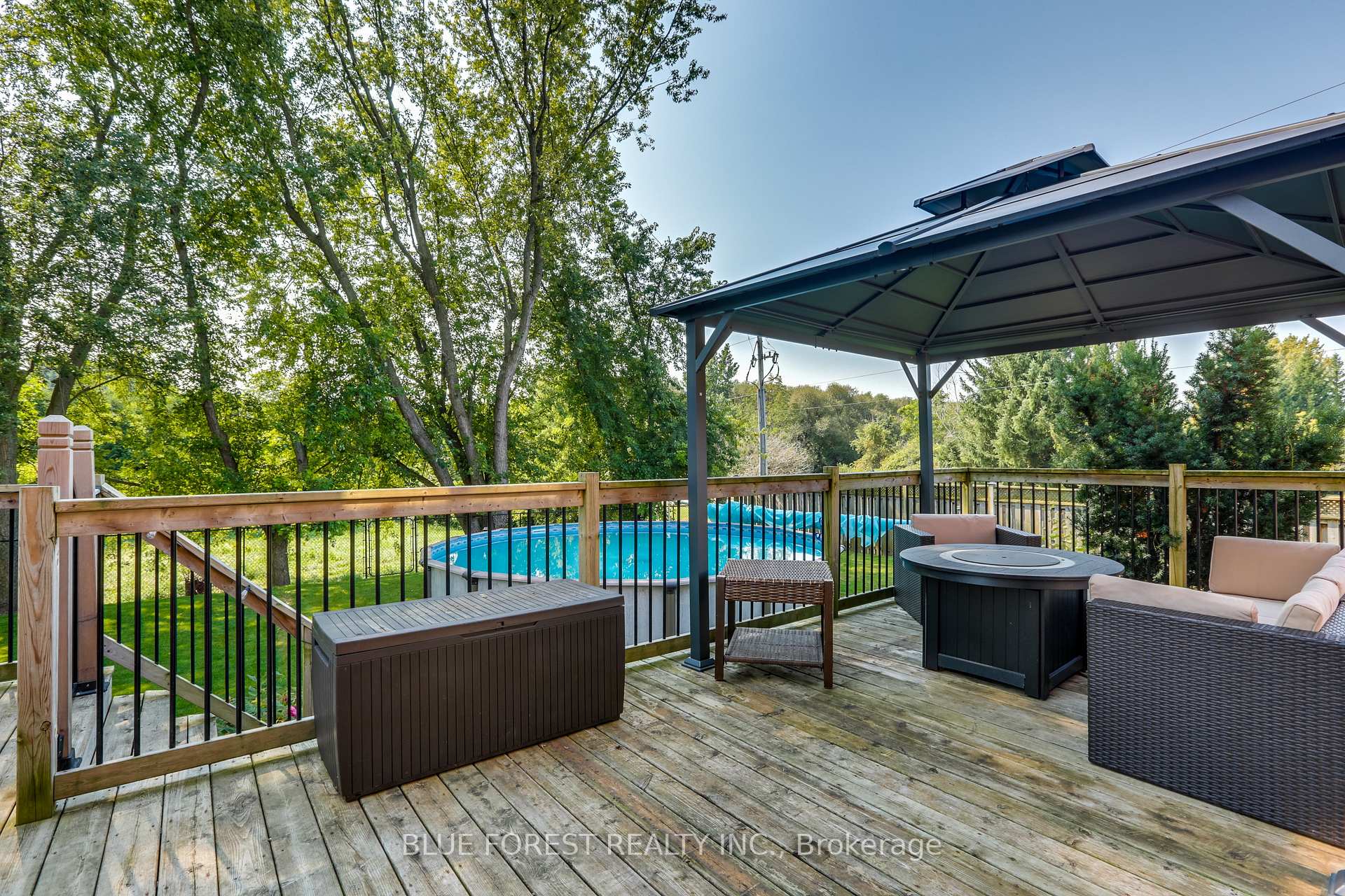 Photo 29 of 1 Meadowbrook Lane, Thames Centre, Thorndale — HOMEH