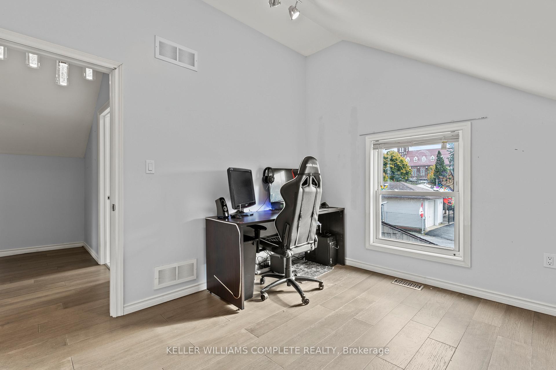 Photo 26 of 55 Albert Street W, Thorold, Thorold Downtown — HOMEH