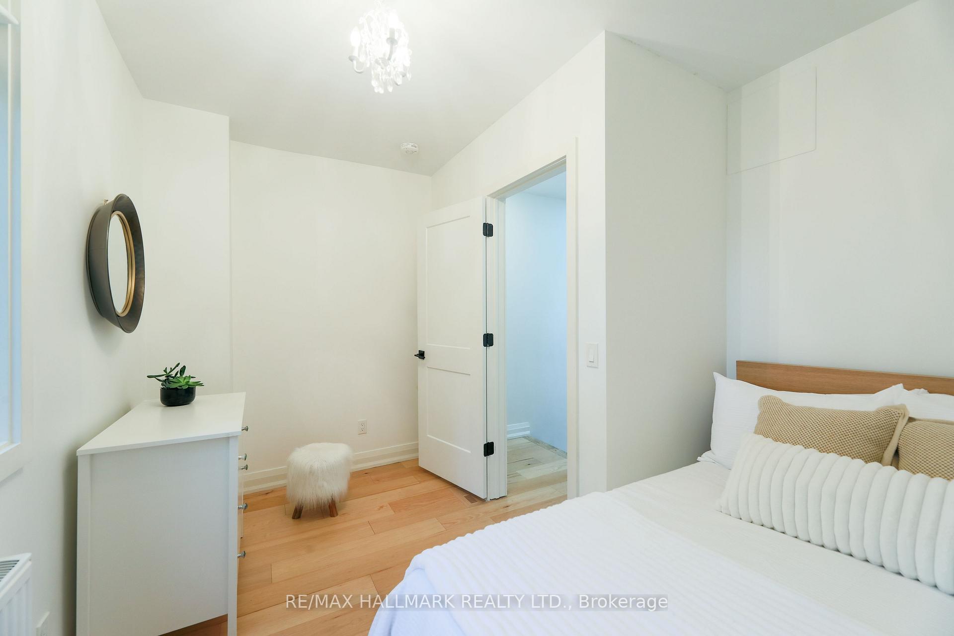 Photo 17 of 39 Seymour Avenue, Toronto, Blake-Jones — HOMEH