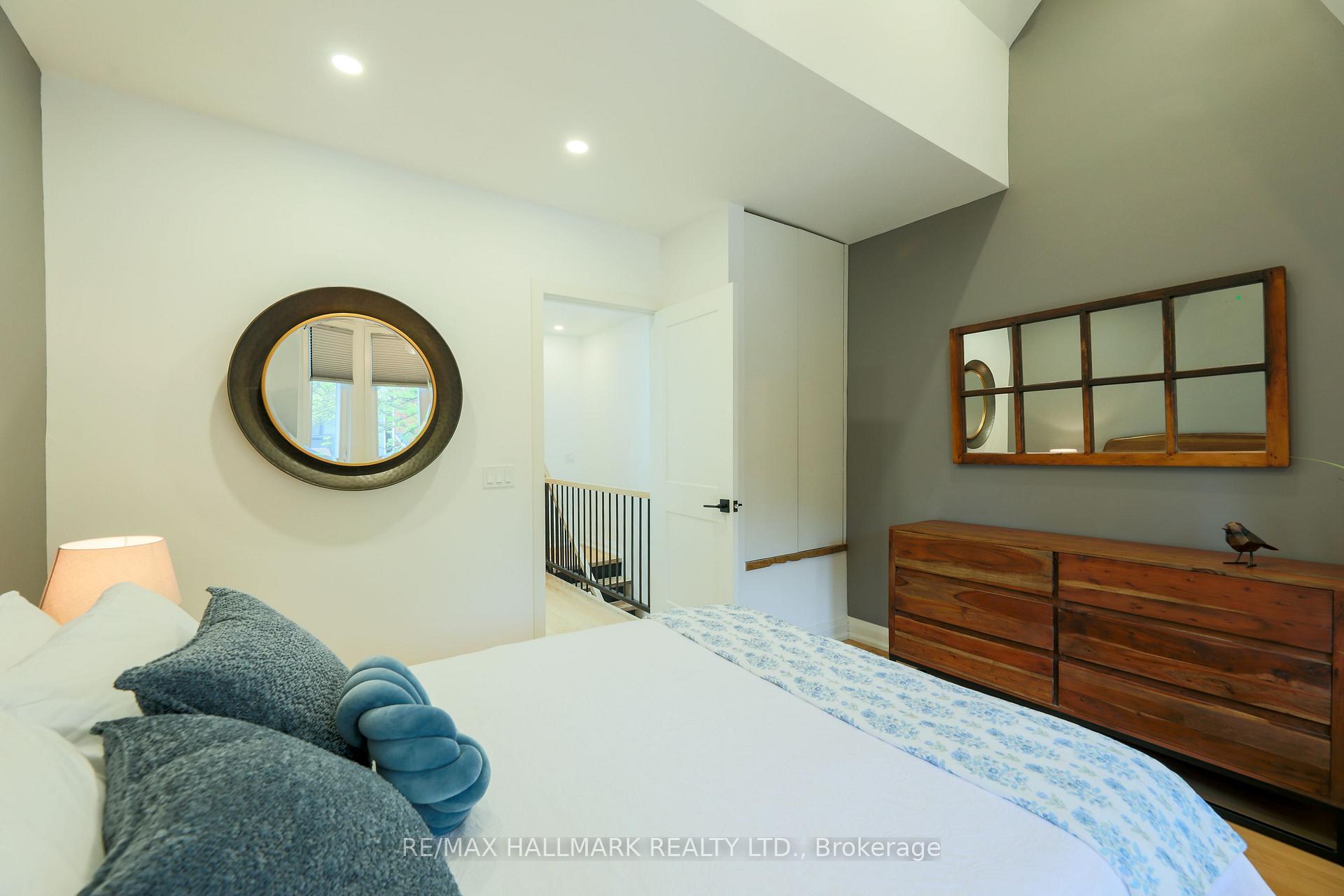 Photo 24 of 39 Seymour Avenue, Toronto, Blake-Jones — HOMEH