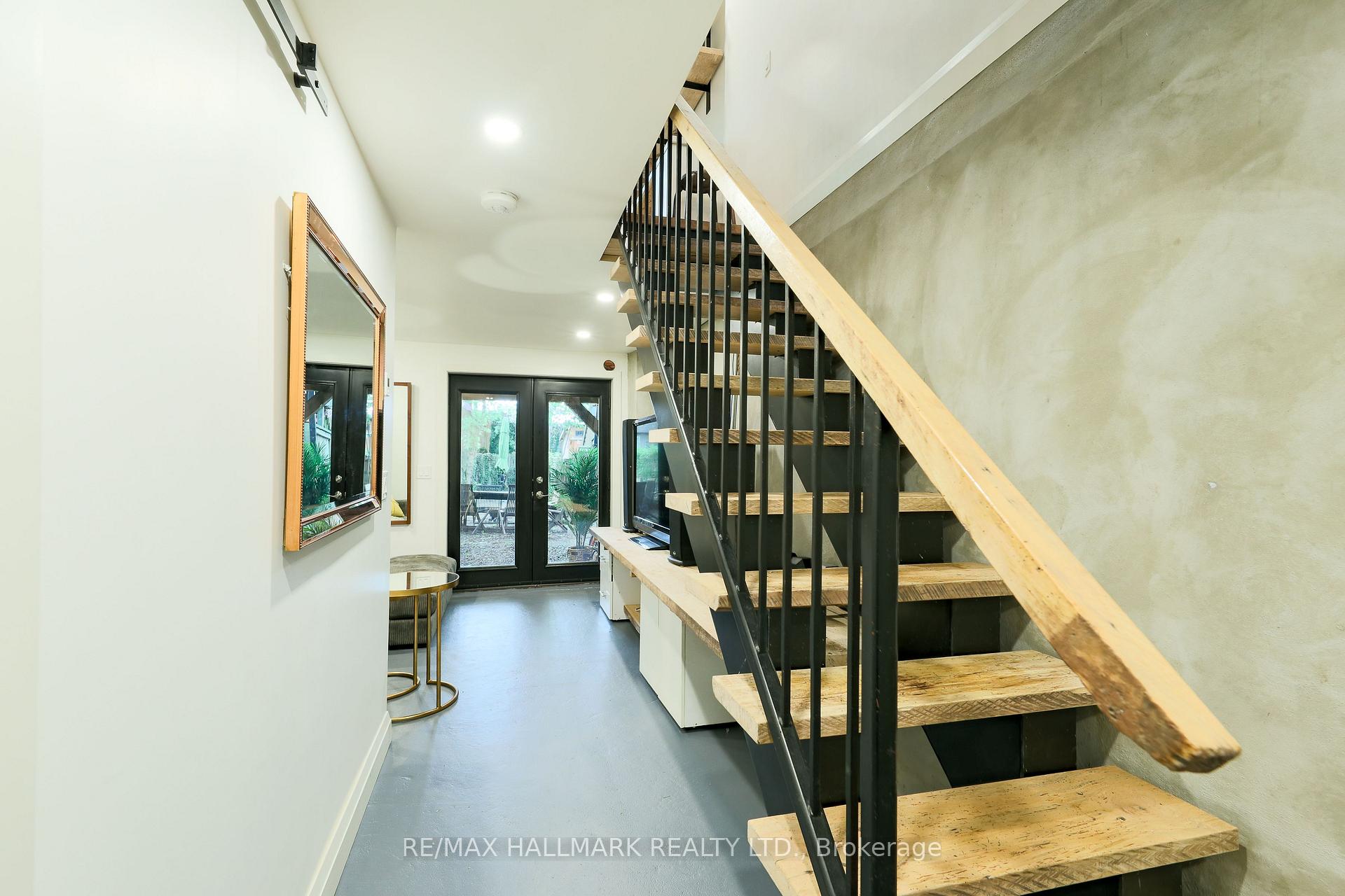 Photo 26 of 39 Seymour Avenue, Toronto, Blake-Jones — HOMEH