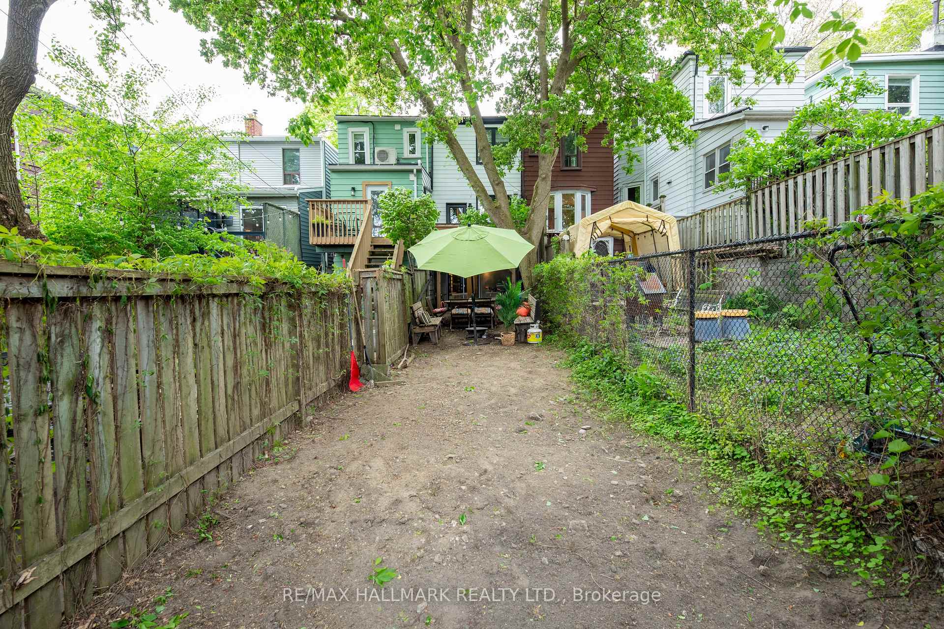 Photo 40 of 39 Seymour Avenue, Toronto, Blake-Jones — HOMEH