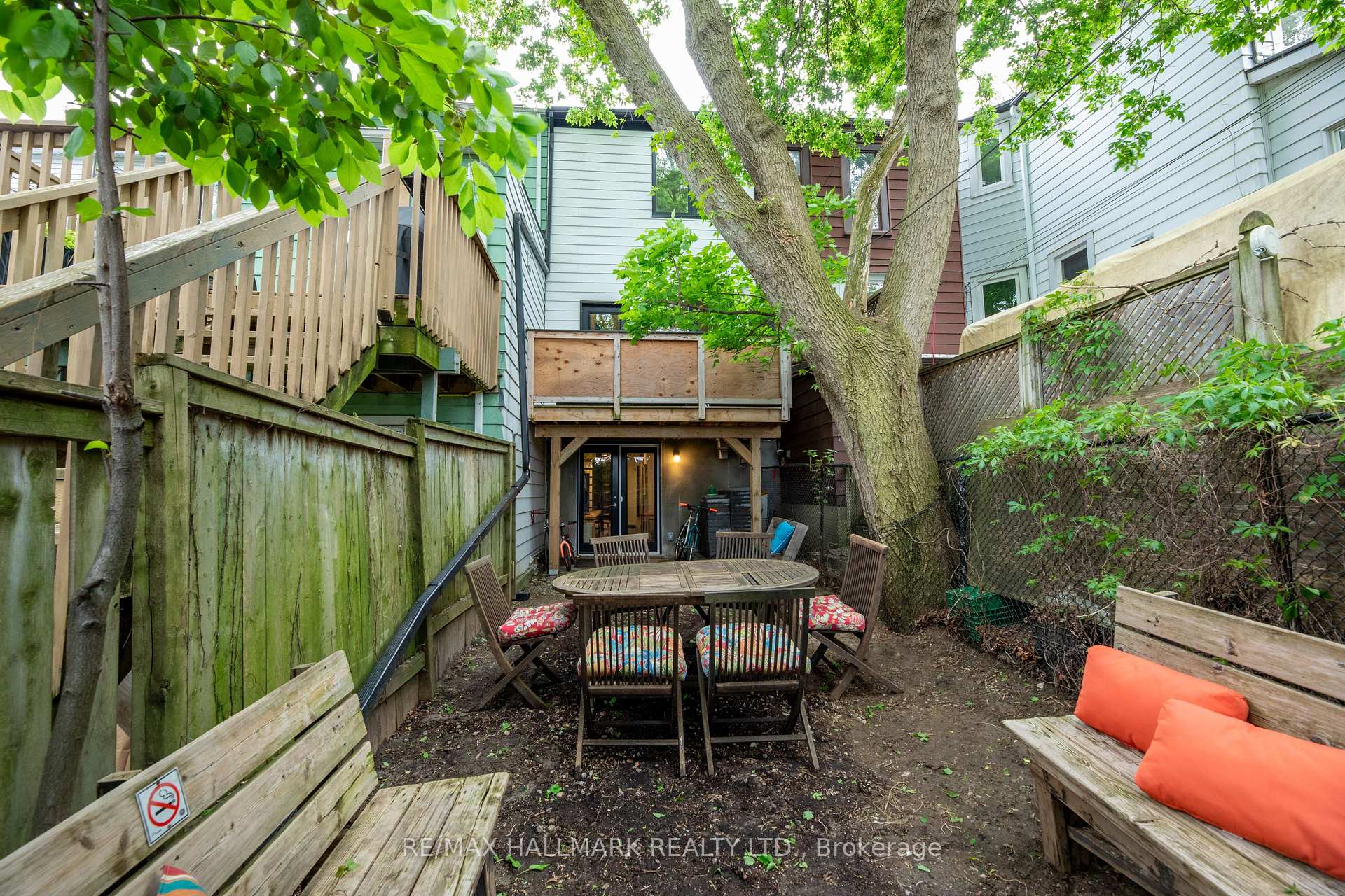 Photo 42 of 39 Seymour Avenue, Toronto, Blake-Jones — HOMEH