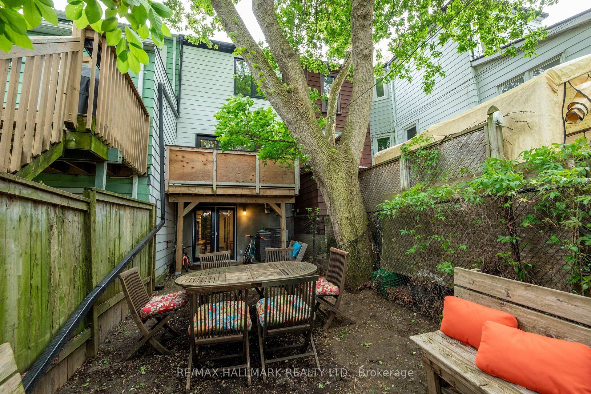 Photo 43 of 39 Seymour Avenue, Toronto, Blake-Jones — HOMEH