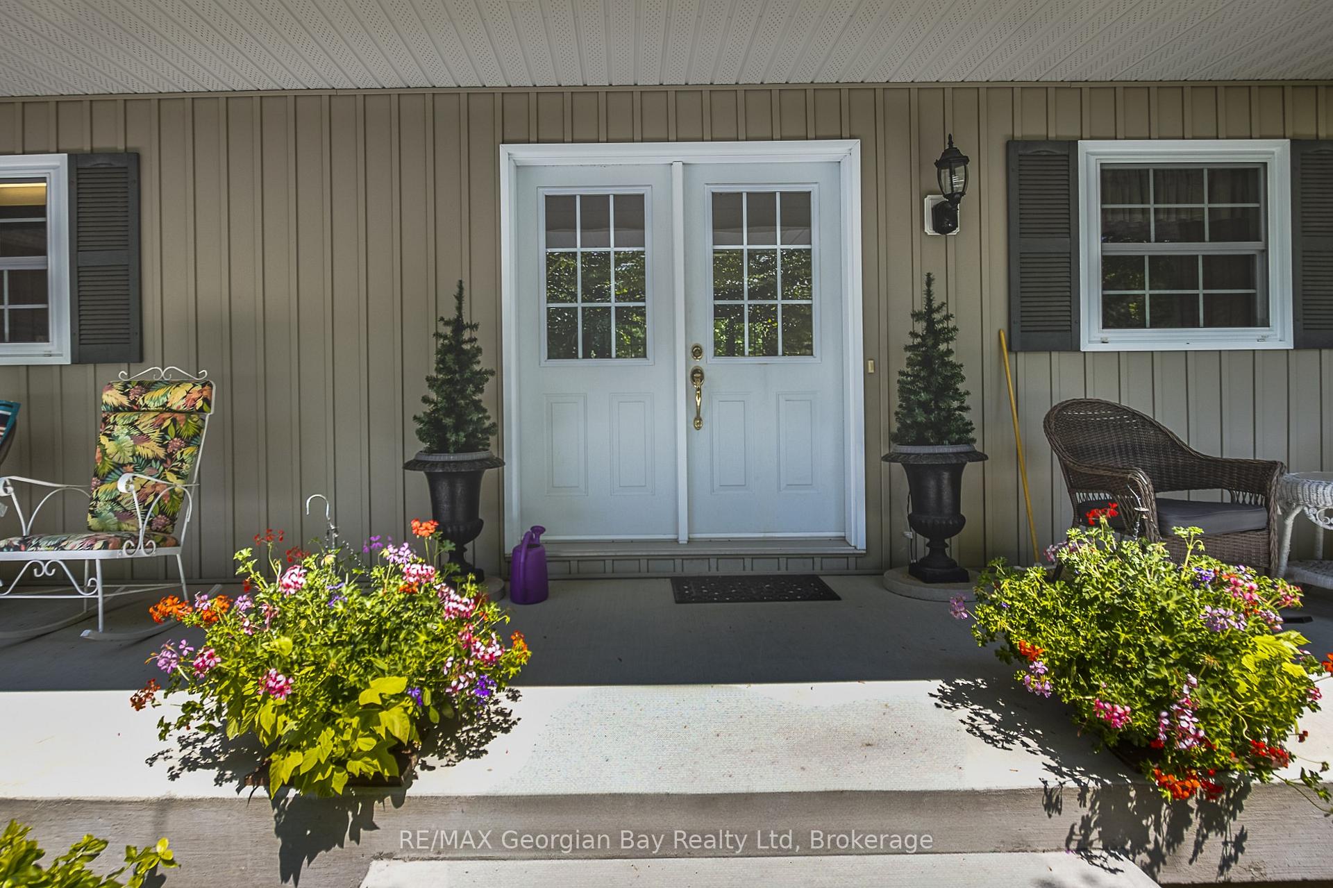 Photo 3 of 25 Sterling Drive, Tiny, Wyevale — HOMEH
