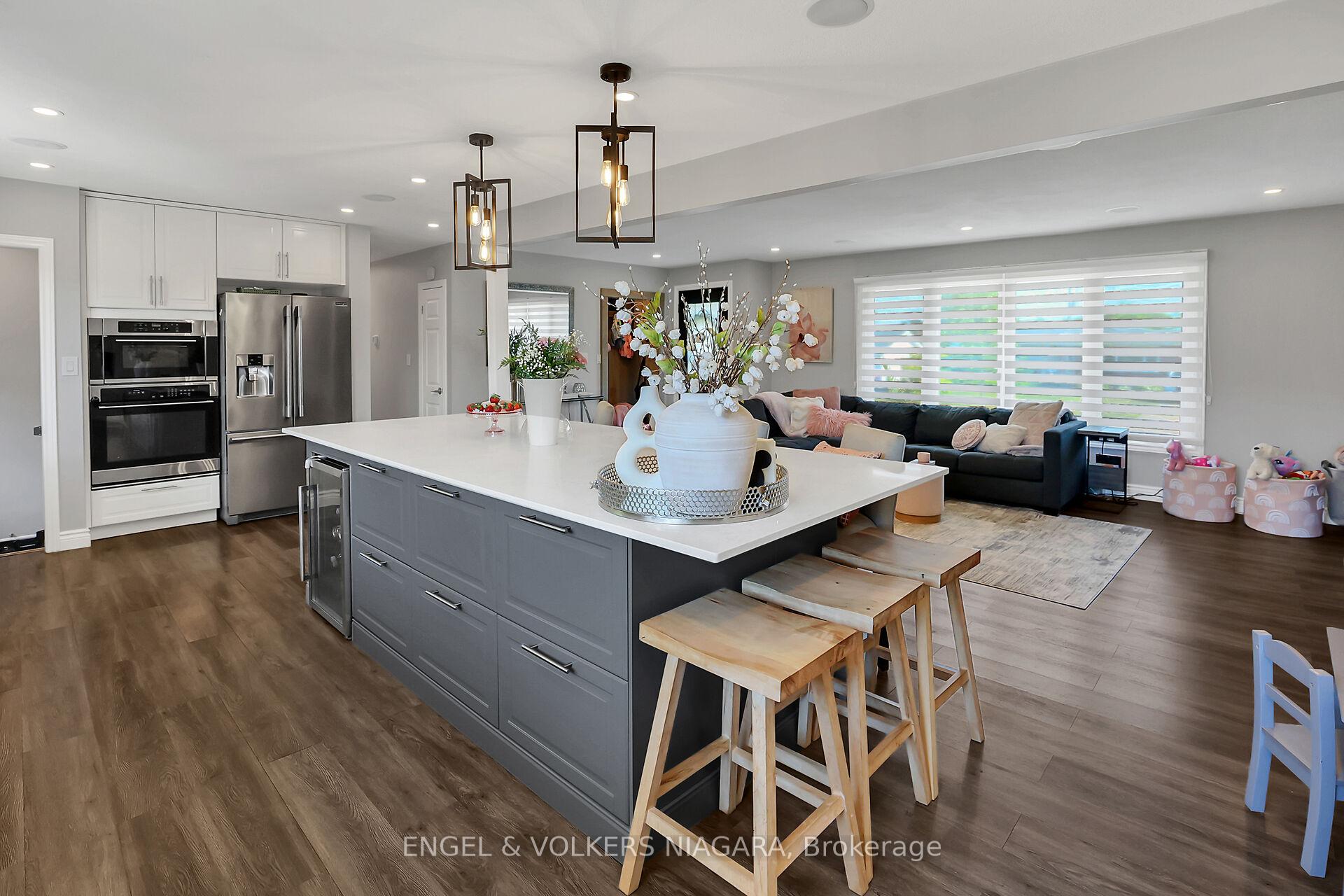 Photo 11 of 90 Rose Avenue, Thorold, Thorold Downtown — HOMEH