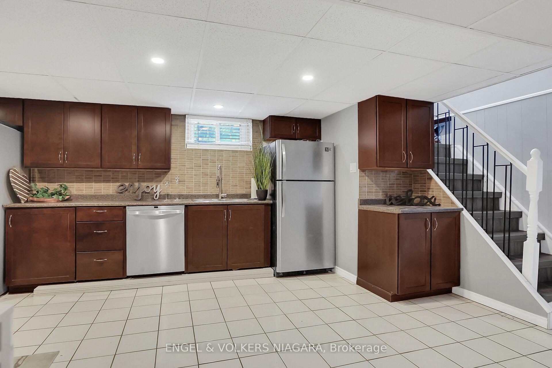 Photo 22 of 90 Rose Avenue, Thorold, Thorold Downtown — HOMEH