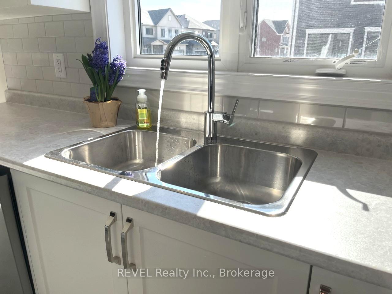 Photo 15 of 69 Concord Drive, Thorold, Rolling Meadows — HOMEH