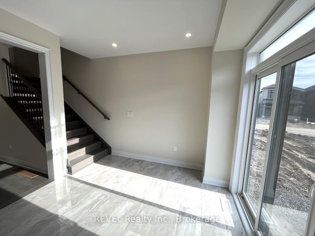Photo 18 of 69 Concord Drive, Thorold, Rolling Meadows — HOMEH