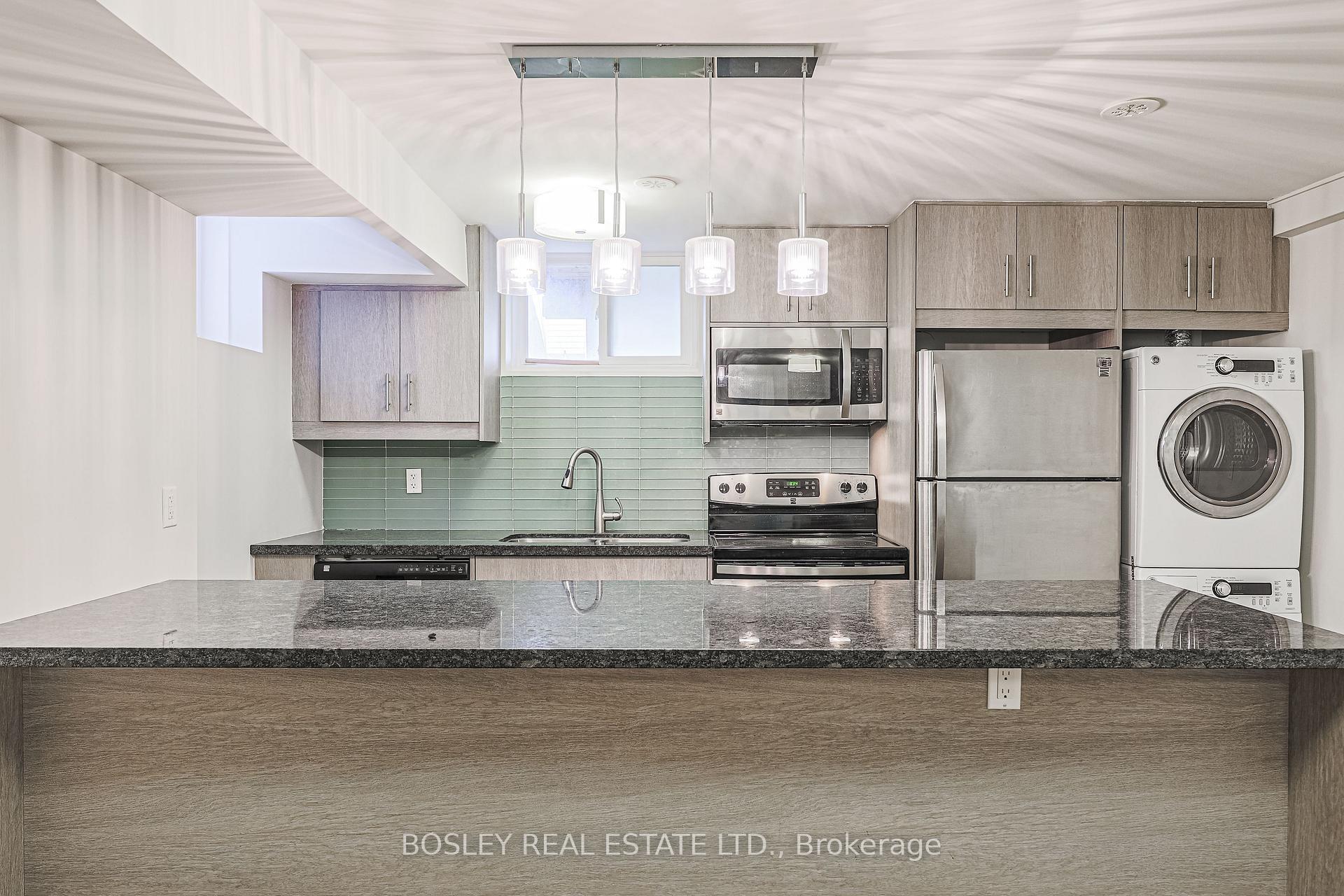Photo 8 of Unit Lower, 703 Sammon Avenue, Toronto, Danforth Village-East York — HOMEH