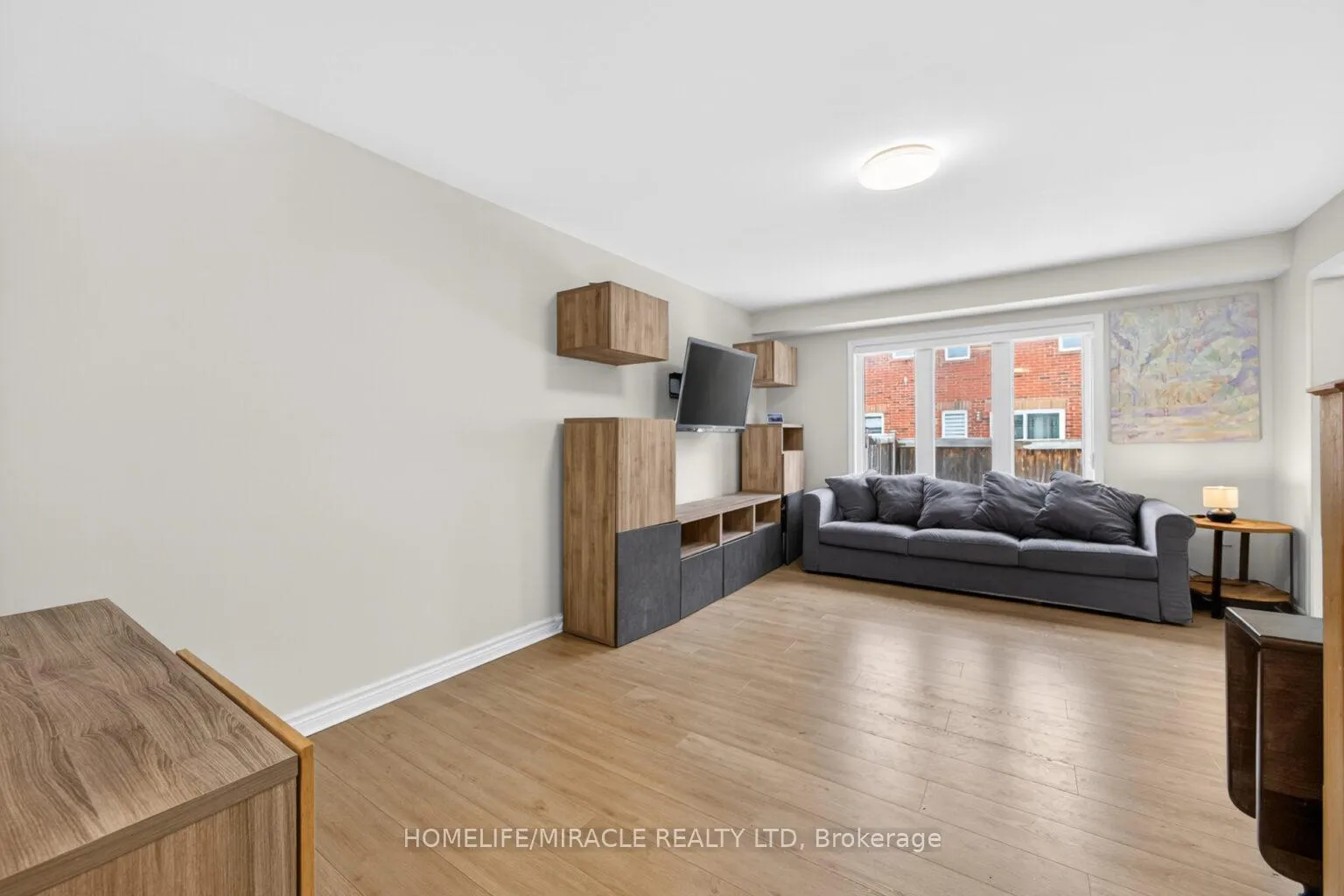 Photo 5 of 439 Cavanagh Lane, Milton, Willmott — HOMEH