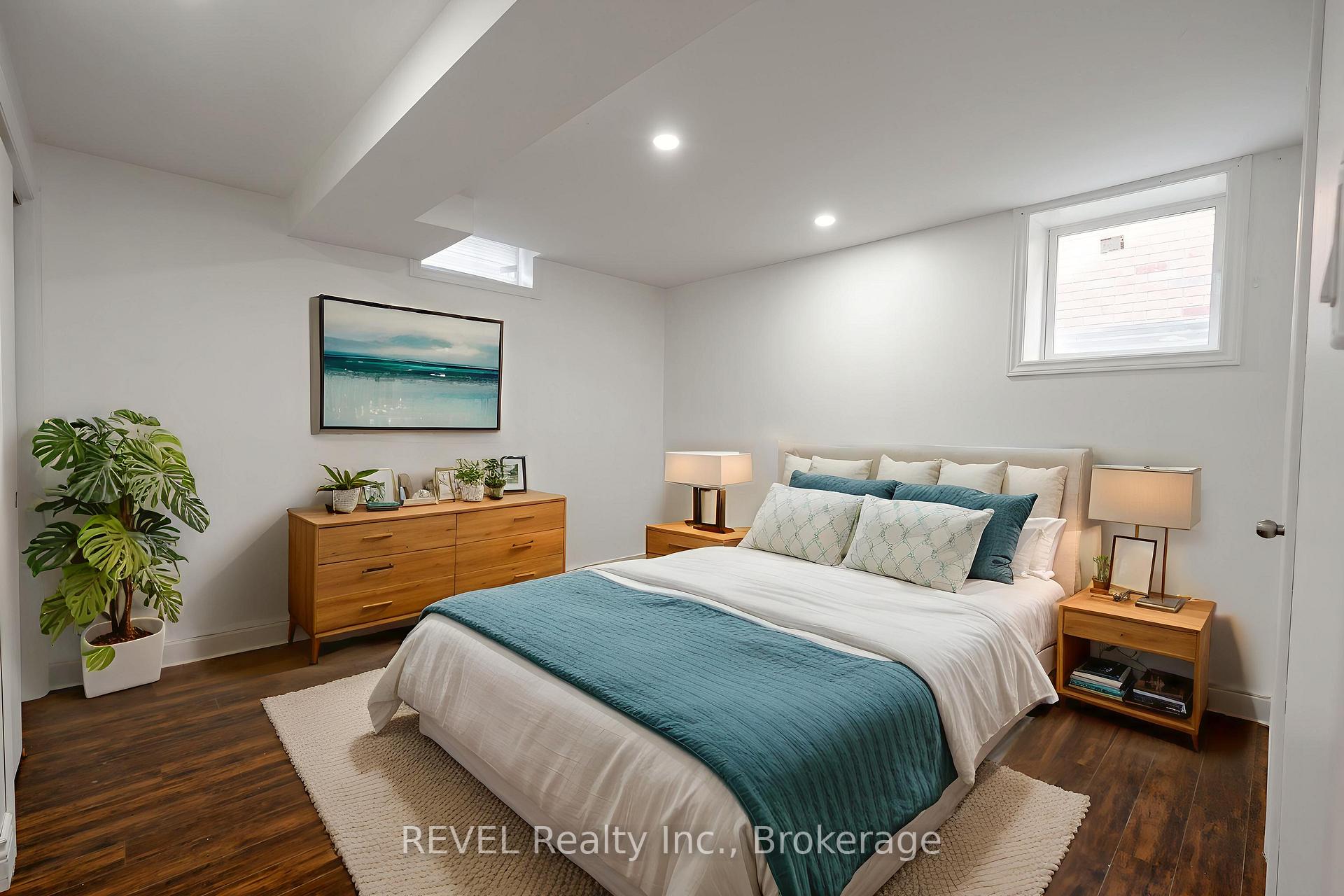 Photo 19 of 35 Summers Drive, Thorold, Confederation Heights — HOMEH