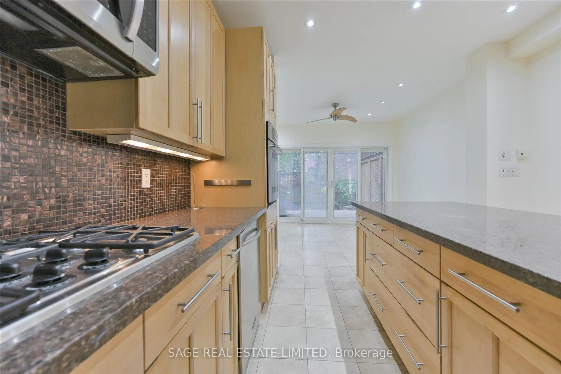 Photo 13 of 577 Ontario Street, Toronto, Cabbagetown-South St. James Town — HOMEH