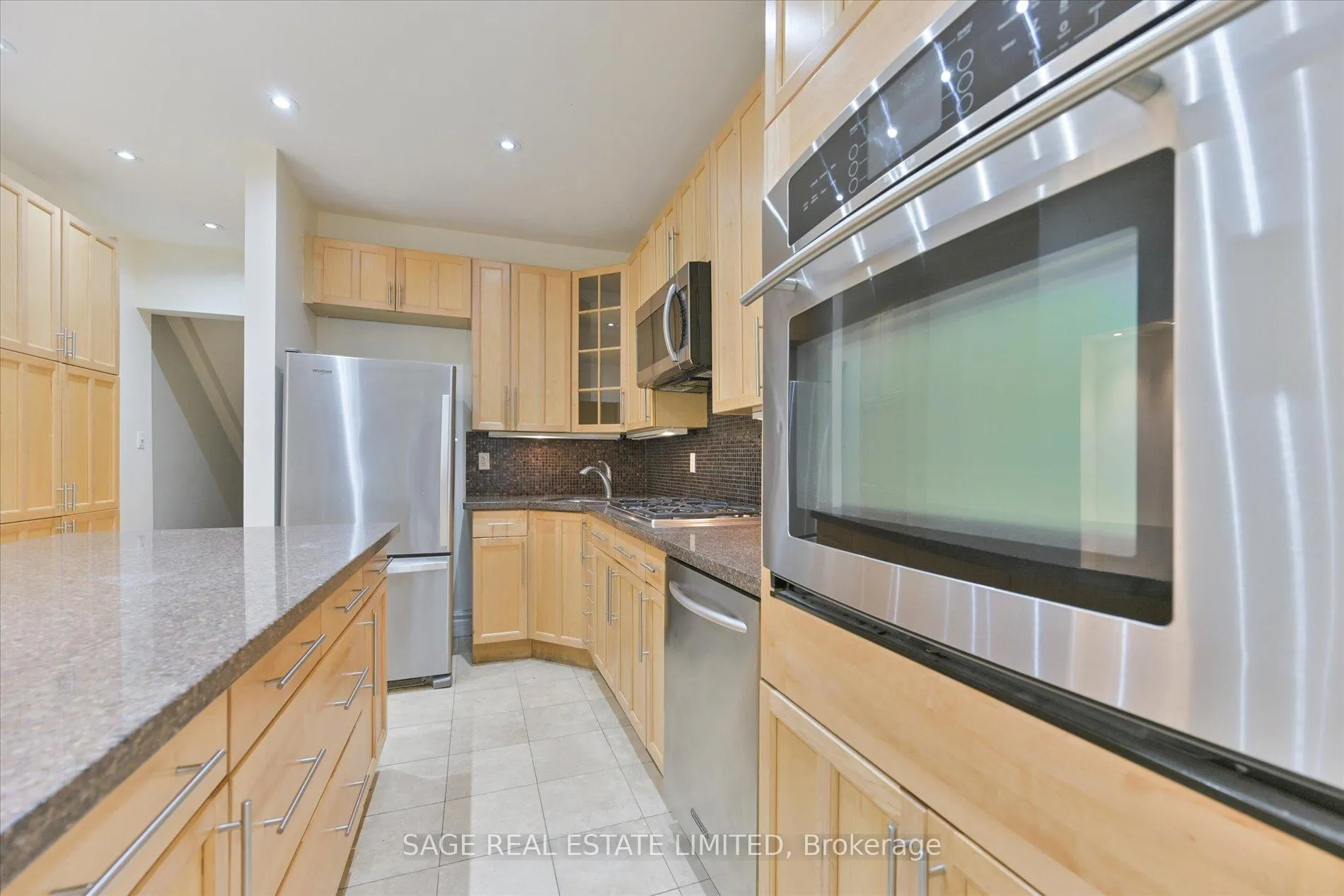 Photo 14 of 577 Ontario Street, Toronto, Cabbagetown-South St. James Town — HOMEH