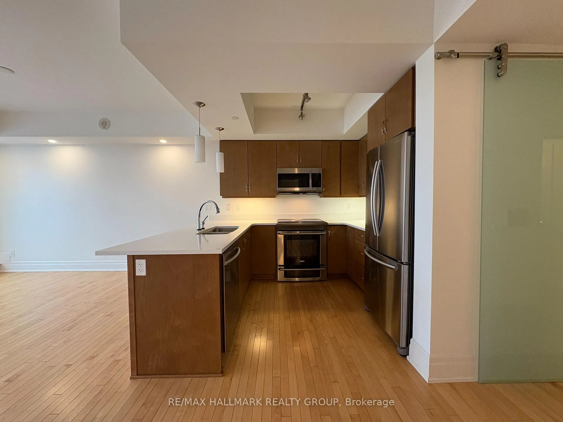 Photo 12 of Unit 404, 108 Lisgar Street, Ottawa, Ottawa Centre/Golden Triangle — HOMEH