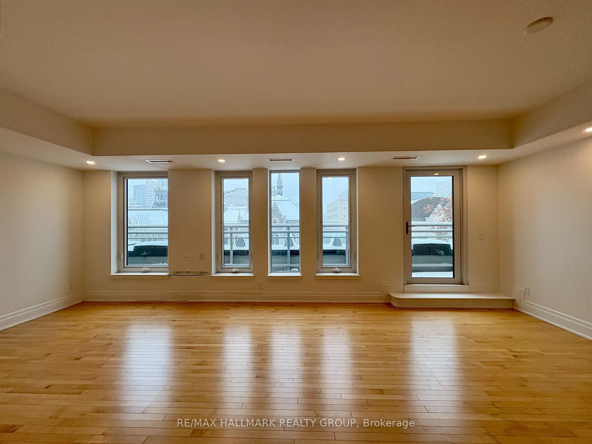 Photo 15 of Unit 404, 108 Lisgar Street, Ottawa, Ottawa Centre/Golden Triangle — HOMEH