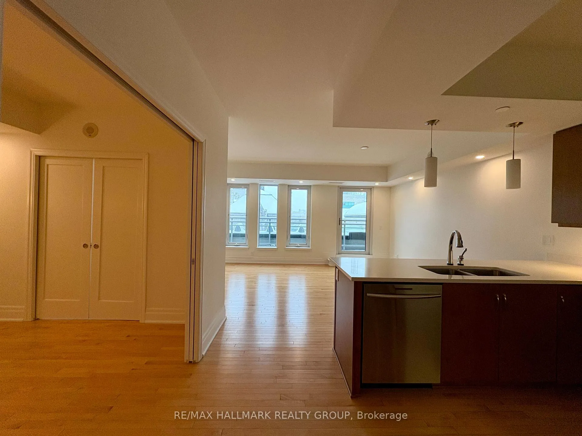 Photo 19 of Unit 404, 108 Lisgar Street, Ottawa, Ottawa Centre/Golden Triangle — HOMEH