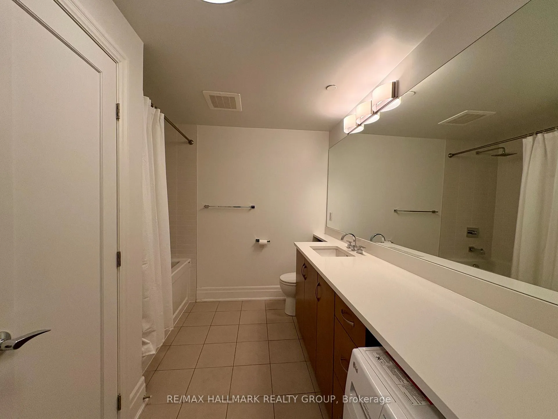 Photo 22 of Unit 404, 108 Lisgar Street, Ottawa, Ottawa Centre/Golden Triangle — HOMEH