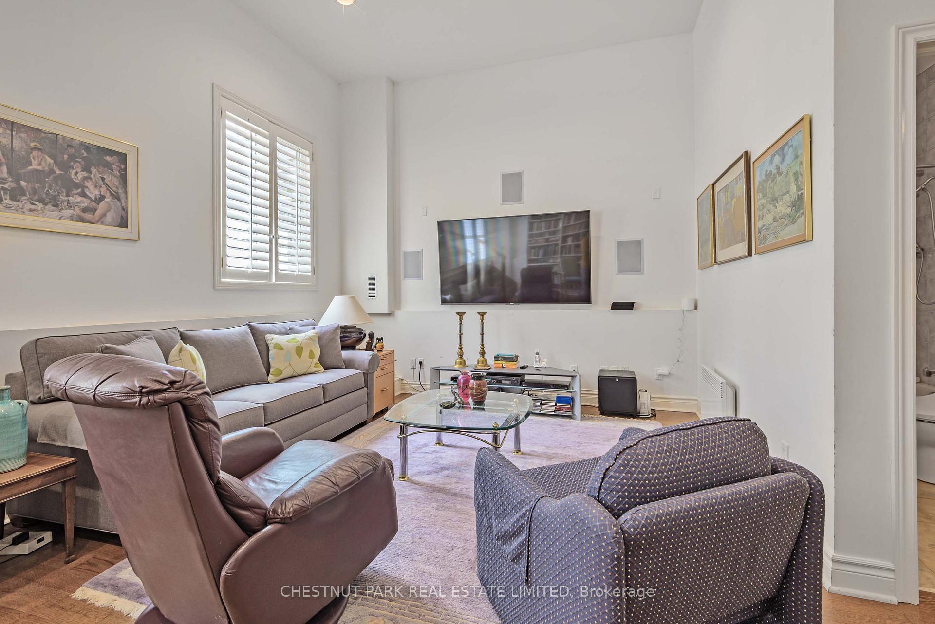 Photo 17 of 53 Castlefield Avenue, Toronto, Yonge-Eglinton — HOMEH