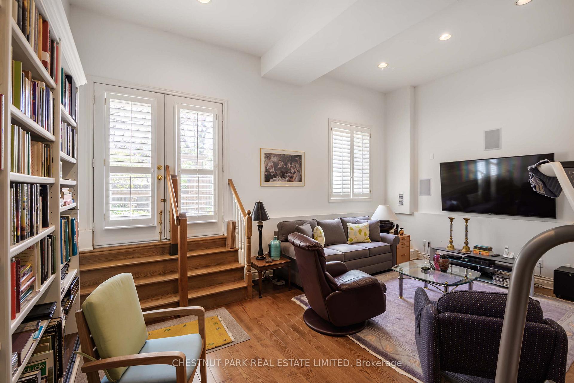 Photo 19 of 53 Castlefield Avenue, Toronto, Yonge-Eglinton — HOMEH