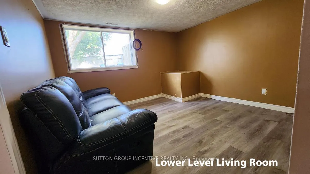 Photo 24 of 856 Ney Avenue, Tay, Port McNicoll — HOMEH
